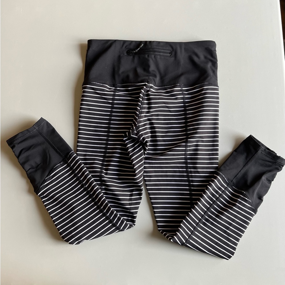 Lululemon Runday Crop Parallel Stripe Size 4 - Picture 13 of 15